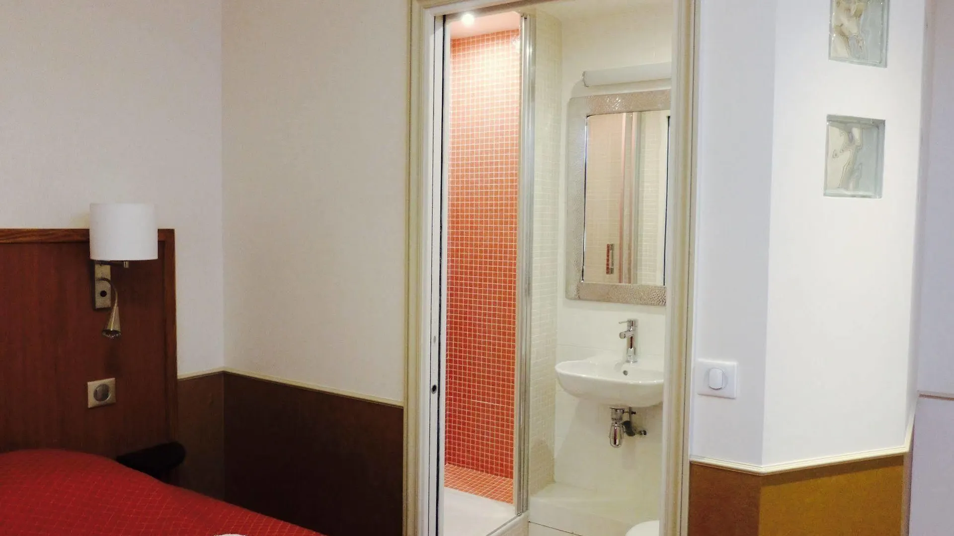 Marignan Hotel *